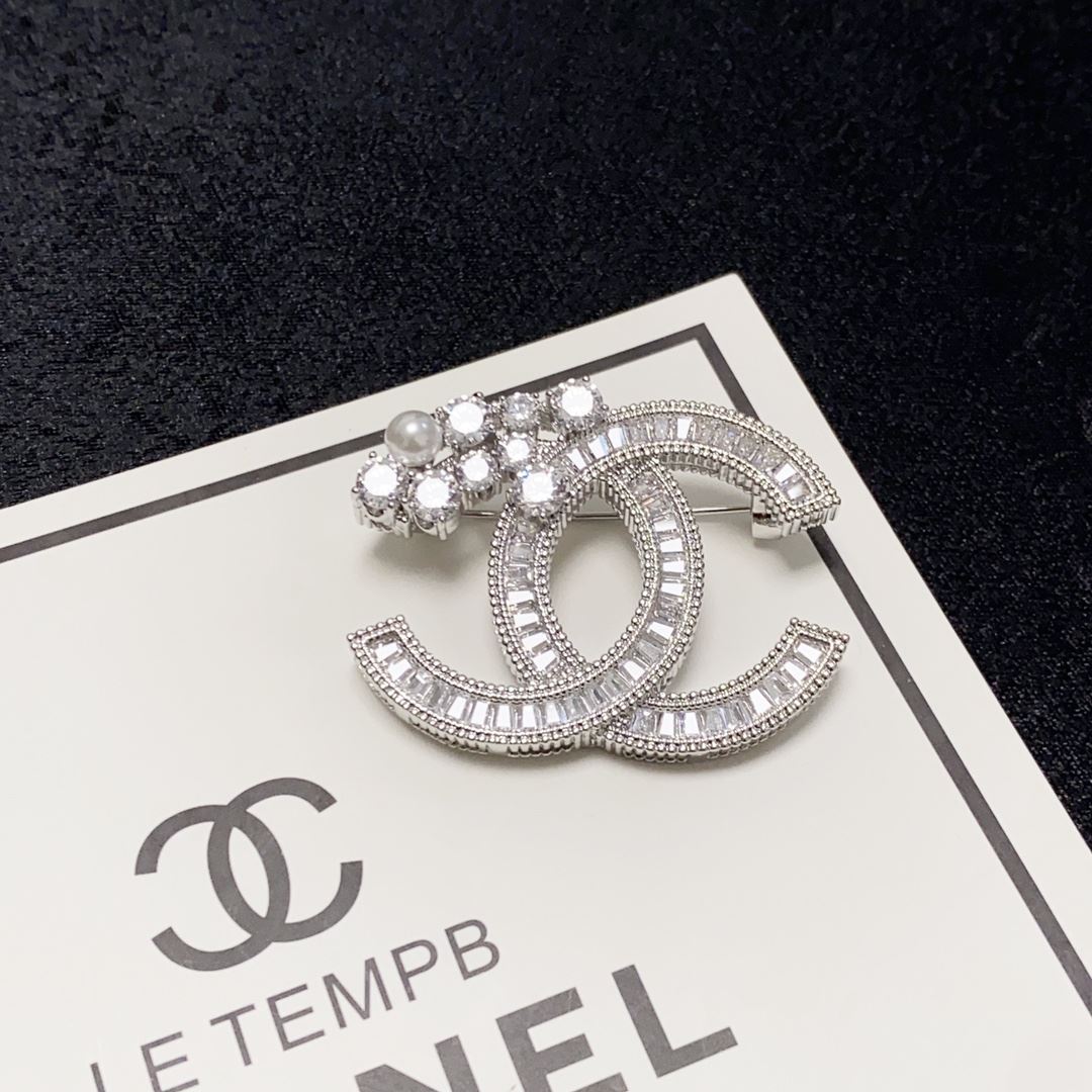 Chanel Brooches - Click Image to Close